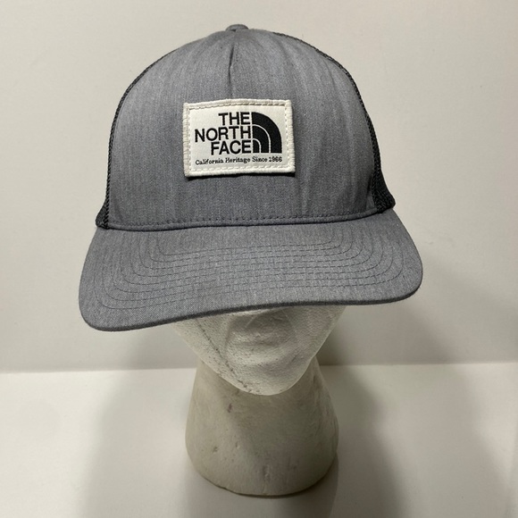 North Face Flexfit Hat